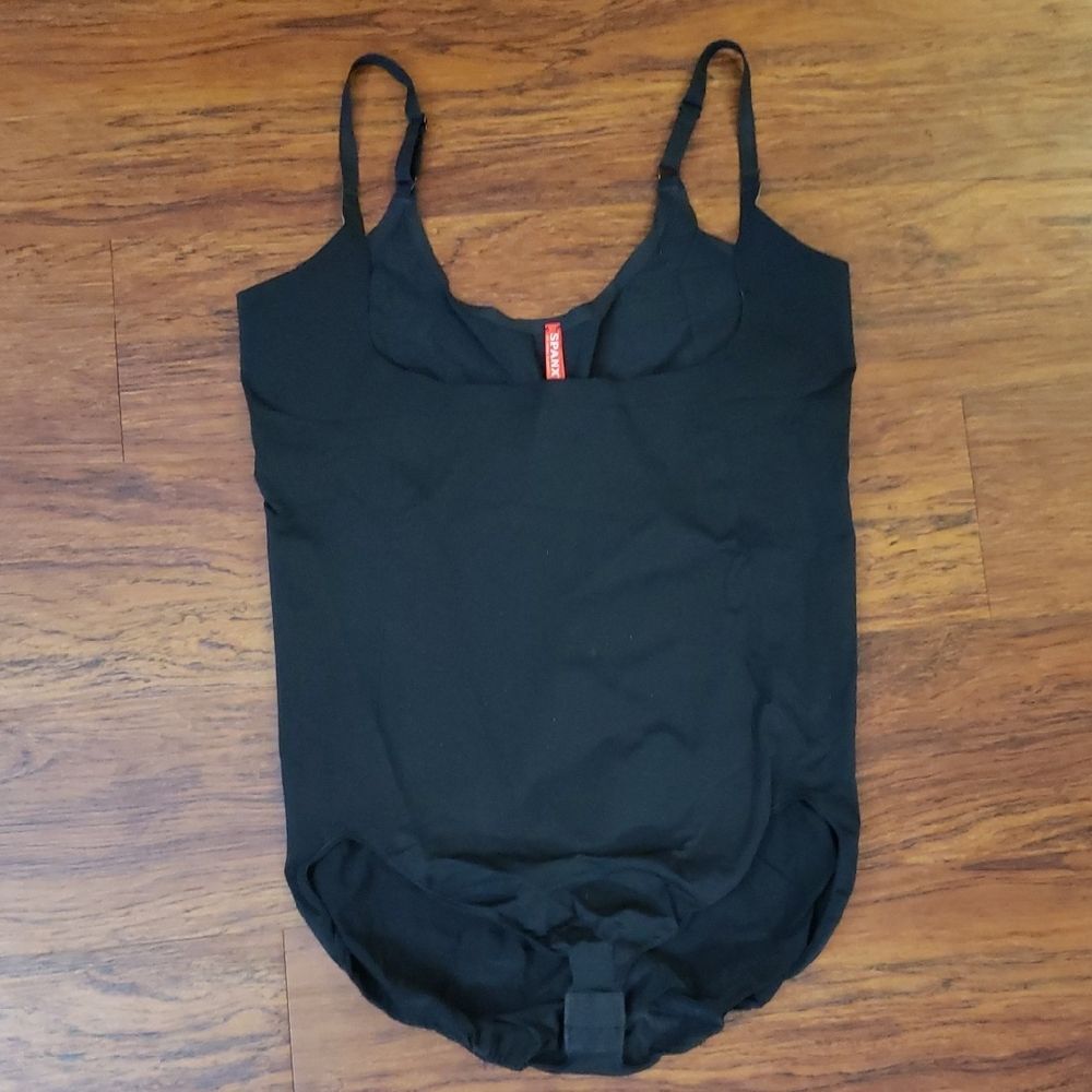 SPANX Black Chic Feminine Party Fitted Shapewear Bodysuit Bustier Style Size 2X